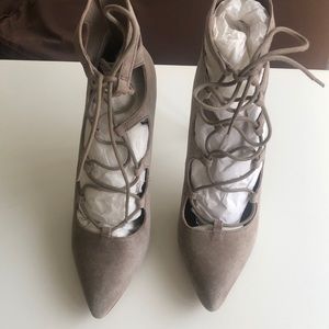 BRAND NEW Steve Madden grey suede heels